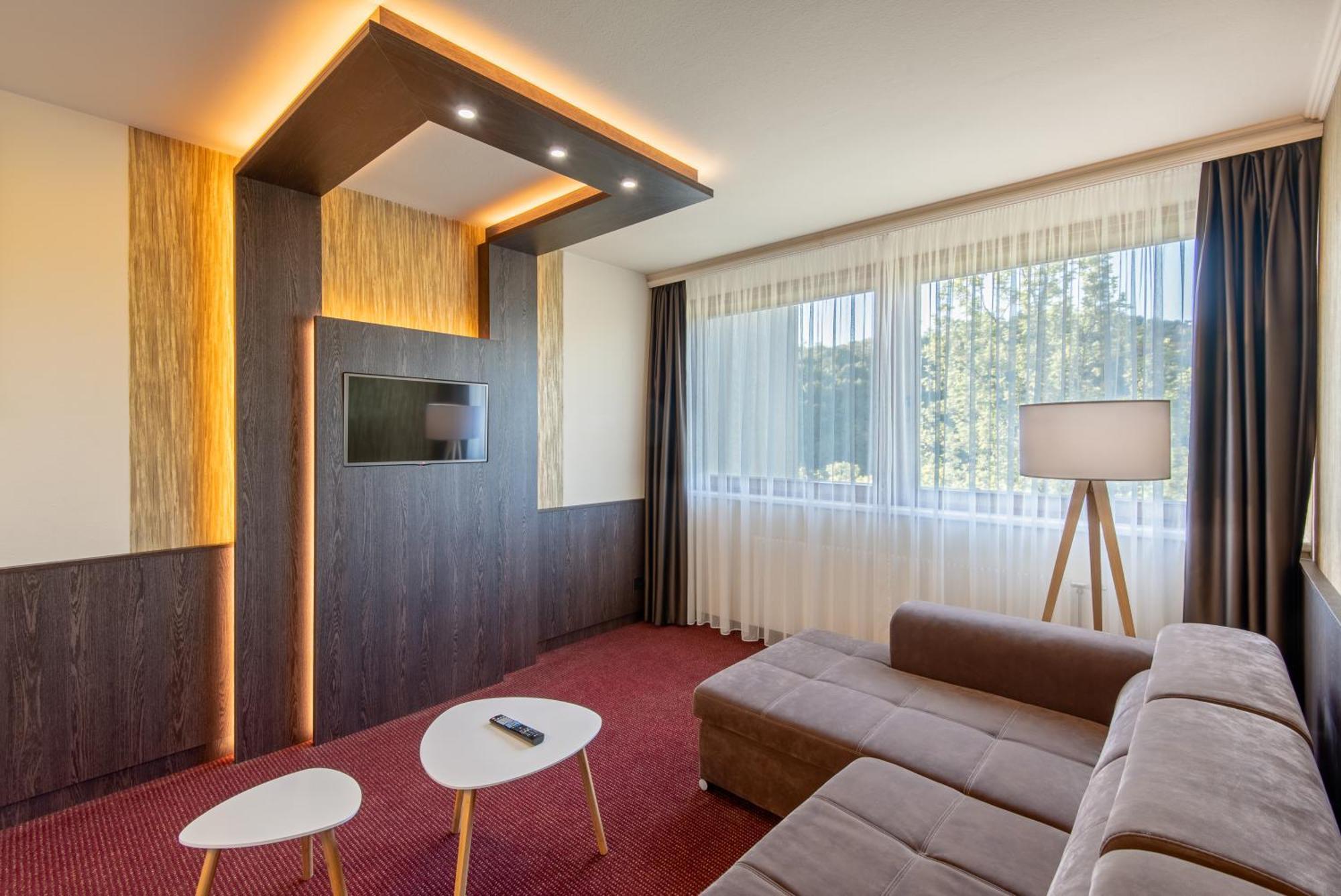 Hotel Club ตีฮานี ภายนอก รูปภาพ