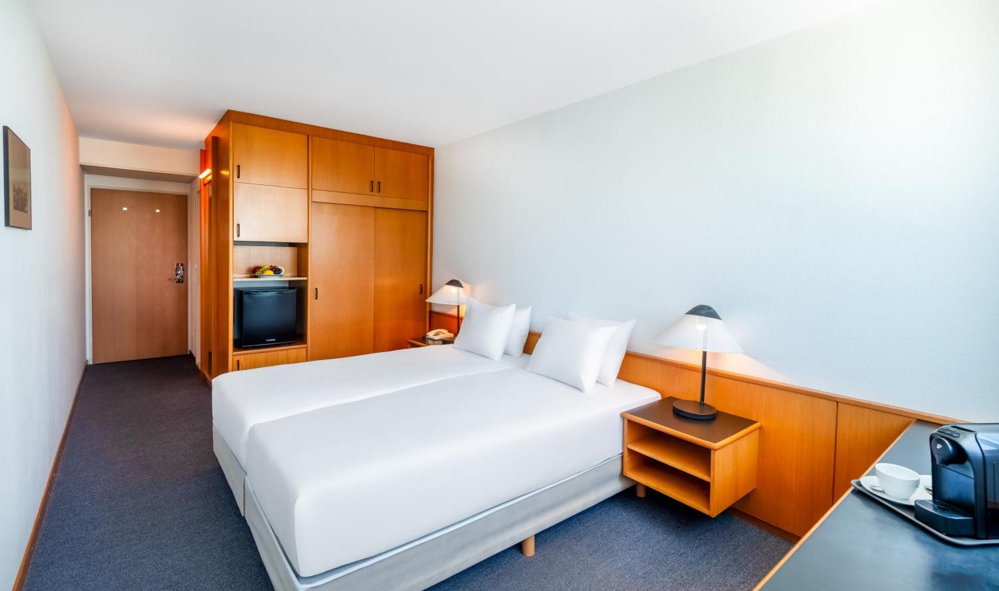 Hotel Club ตีฮานี ภายนอก รูปภาพ